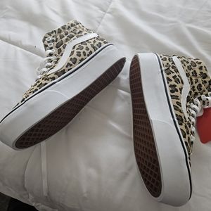 Vans platform women 7 NWT